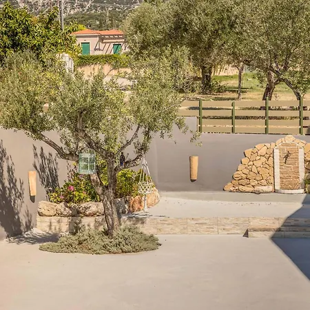 Villa Elaion